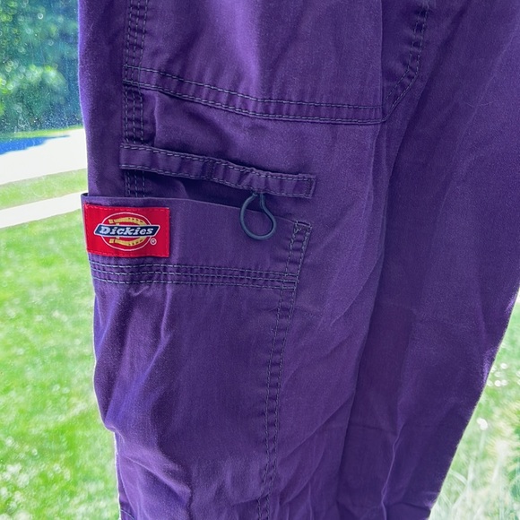 Well loved scrub pants - Picture 2 of 2